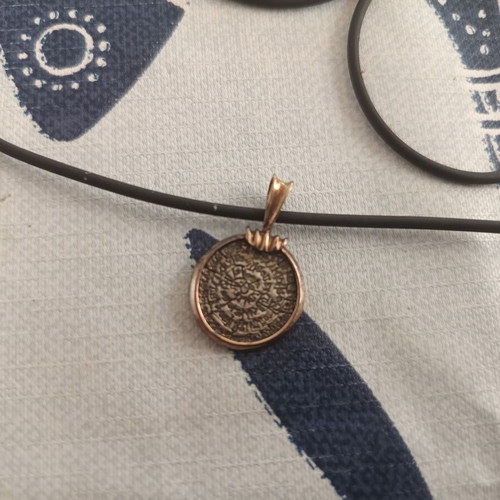 Silver 925 pendant with Phaistos disc and necklace like new
