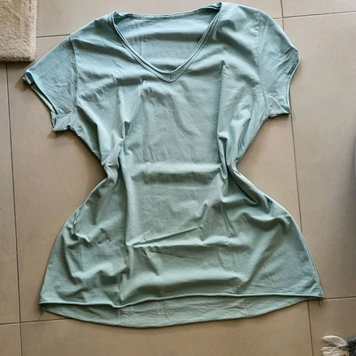 Vintage 100% cotton T-shirt like new, Made In Italia, size M