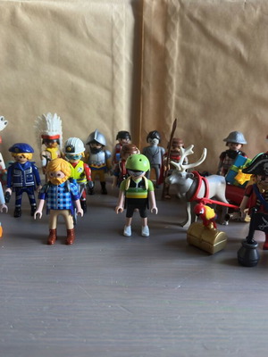 Playmobil figure set of 19 like new