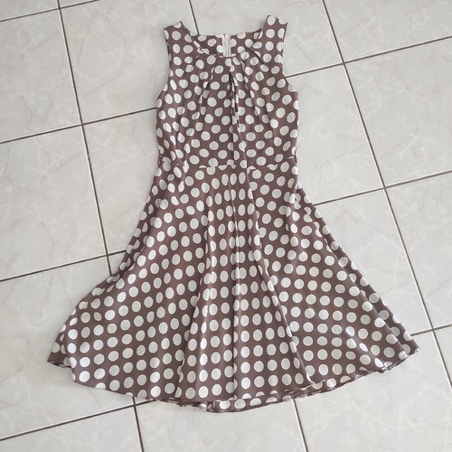 Polka Dotted Dress used, size M