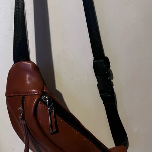 Boxnow brown crossbody waist bag like new