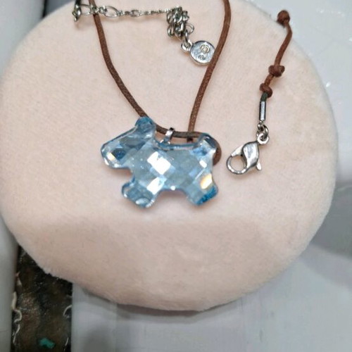 Swarovski necklace like new, turquoise