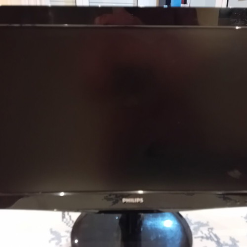 Philips 19-inch LED monitor like new