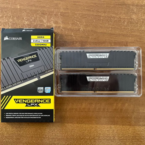 Corsair Vengeance LPX DDR4 16GB (2x8GB) 3200MHz RAM CMK16GX4M2B3200C16