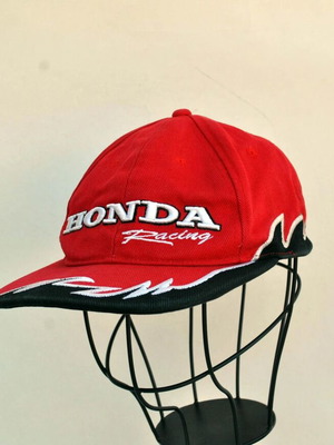 Винтидж шапка Honda Racing като нова, черно и червено, бродирано лого