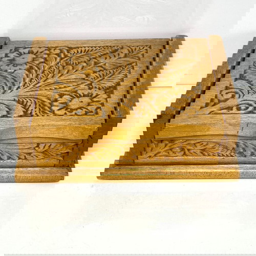 Стара дървена резбована орнаментална кутия за съхранение като нова