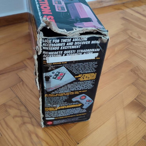 Nintendo Entertainment System NES Action Set box and styrofoam used