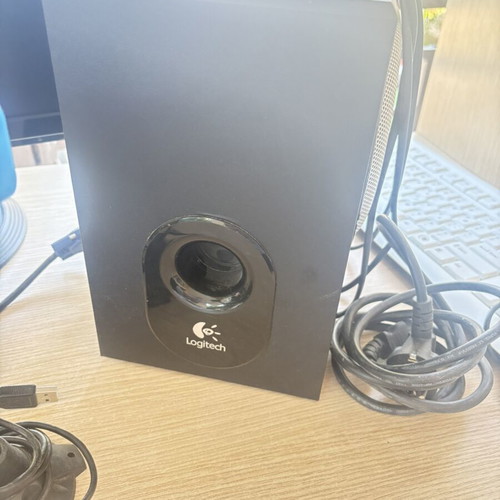 Fujitsu-Siemens computer monitor and Logitech speakers with keyboard and webcam