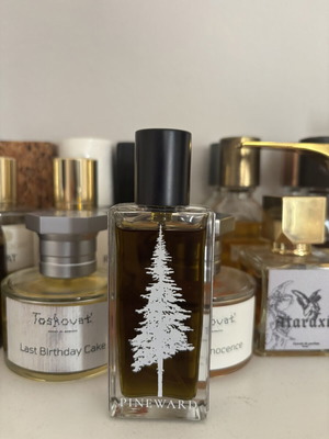 Pineward Ponderosa perfume used, approx. 30/32ml with box