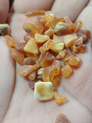 Baltic amber raw, used, 260g