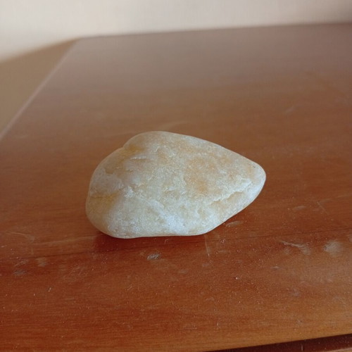 Authentic raw quartz crystal, 5 cm