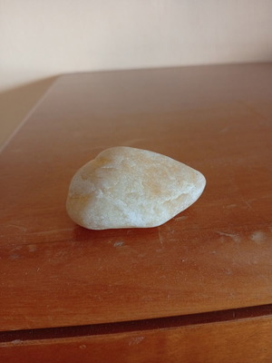 Authentic raw quartz crystal, 5 cm