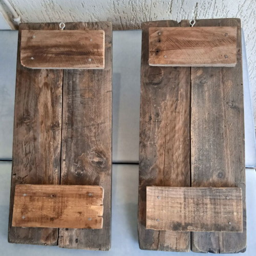 Handmade painted wooden shelves used, floral design
