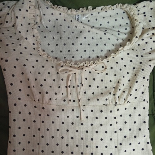 H&M short-sleeve polka dot top, new collection