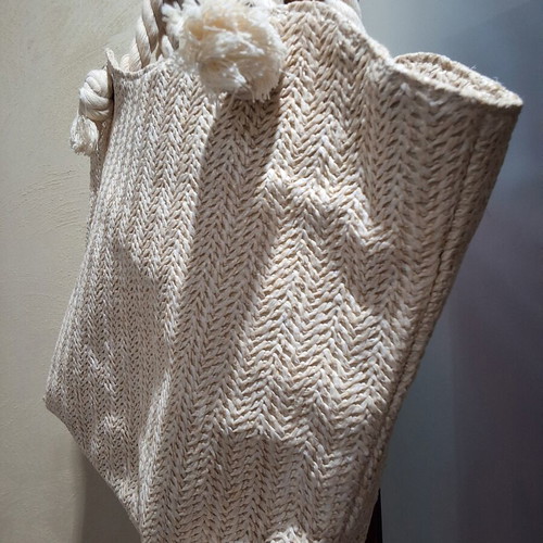 Summer Handbag beige with cotton rope handles, new, 25x35 cm