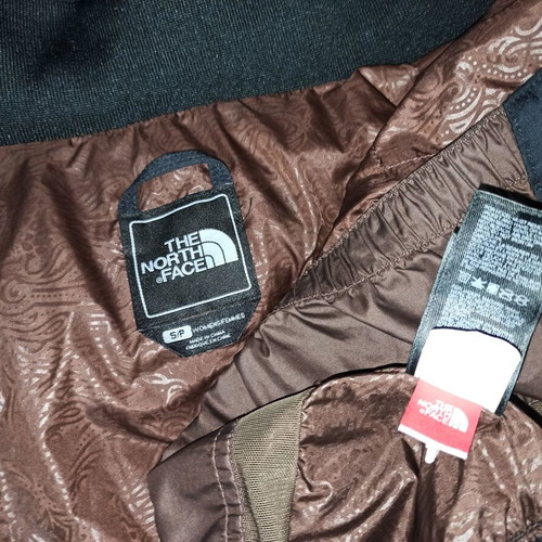 The North Face women's winter goose down jacket used, size small