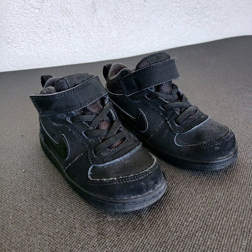 Nike sneakers size 25 like new, black