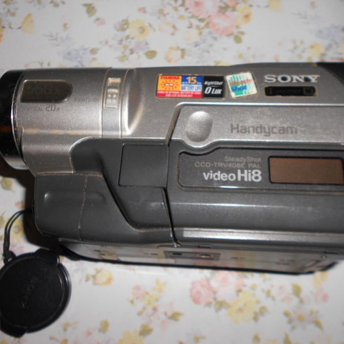 Sony video camera used with 8mm tapes