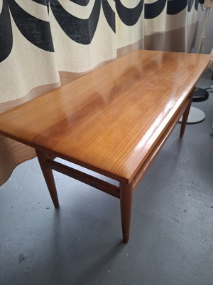 Τραπέζι καφέ Mid-Century Modern δανέζικου στυλ μεταχειρισμένο, διαστάσεις 100x44x44