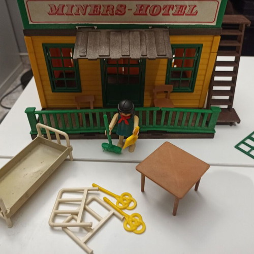 Playmobil Geobra 3426 miners hotel and stage used