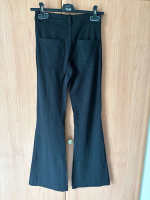 Zara elastic fitted pants with flared bottom