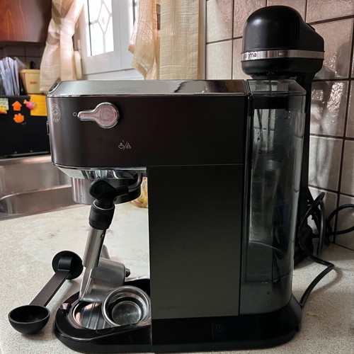 Καφετιέρα Espresso EC685 DeLonghi σαν καινούργιο