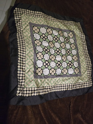 Hugo Boss scarf like new