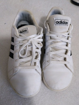 Adidas παπούτσια Νο 35 unisex μεταχειρισμένα, άσπρα casual