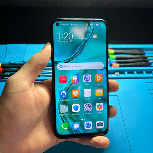 Huawei P40 Lite Emerald Green σαν καινούργιο με tempered glass