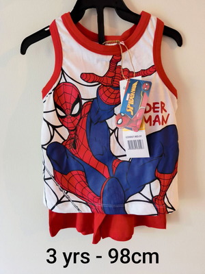 Σετ Marvel Spiderman σορτσάκι και μπλουζάκι καινούργιο, μέγεθος 3 ετών