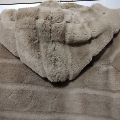 Fur with hood beige like new, size S/M