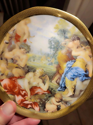 Decorative plate new from German porcelain 17cm diameter