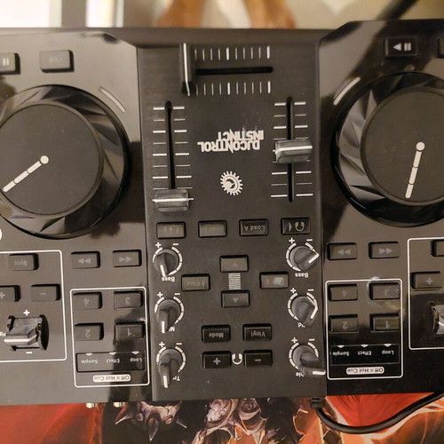 Dj Hercules Controller new with DJ software