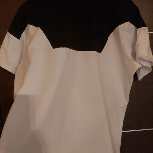Men's blouse XL like new, black and white with side zippers