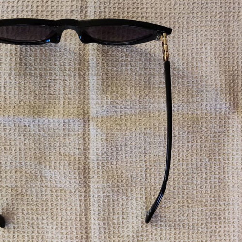 Solo-Solis NDL6096 sunglasses new, black cat eye design
