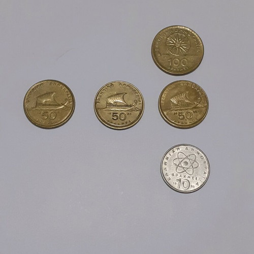 Drachma coins used, 100 from 1992, 2 of 50 from 1988, 1 from 2000, 10 from 1998