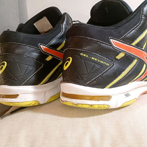 Asics men's shoes used, size 47, black and orange