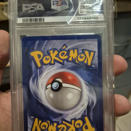 Ninetales Holo Expedition PSA 8 Pokemon card
