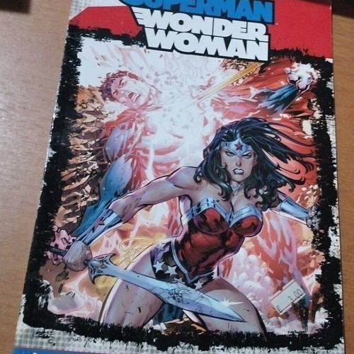 Superman Wonder Woman comic book, Unknown Danger part one