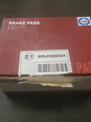 Front car brake pads new set