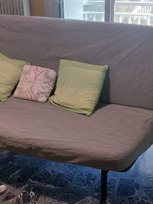 Καναπές κρεβάτι IKEA μεταχειρισμένος, τριθέσιος με αφρώδες στρώμα