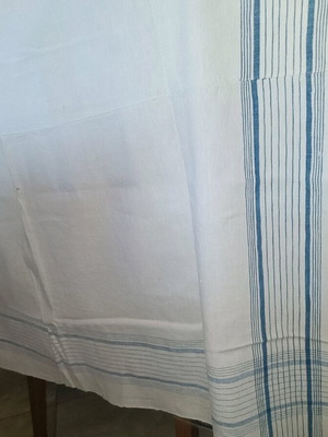 Woven loom tablecloth used with damages 1.43x1.58