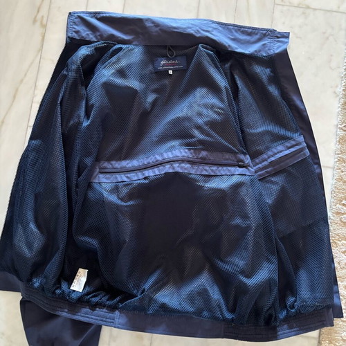 John Whitaker international light jacket like new, size XL, blue