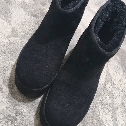 Guess ankle boots new, size 39, black