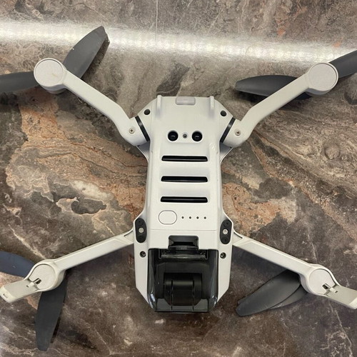 DJI Mini 2 SE drone like new