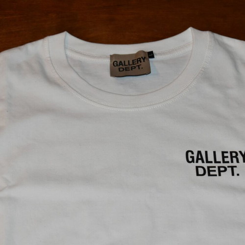 Gallery Dept T-shirt like new, size L, white