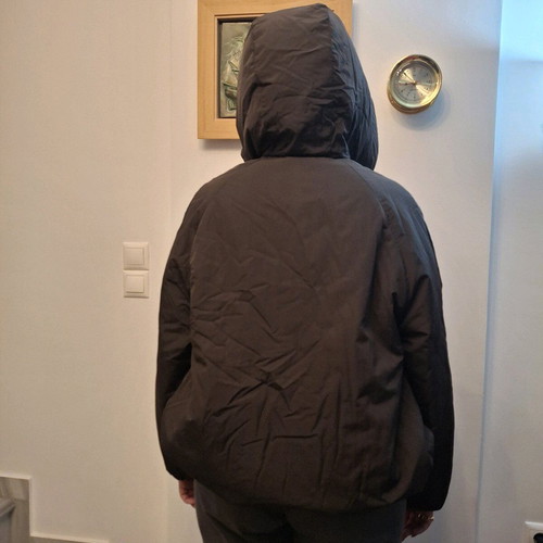 Massimo Dutti jacket like new with hood, size L, black