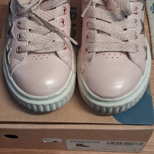 Skechers Hi Ridge girls' sneakers size 28, pink with star details