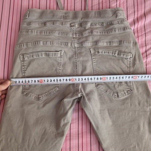 Khaki gray pants like new with elastic and drawstring, size M