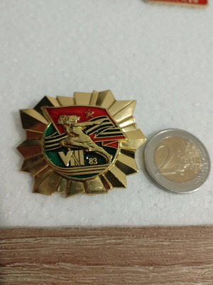 Κονκαρδα cccp του 1983 σαν καινούργιο με ανάγλυφο σχέδιο και παραμάνα